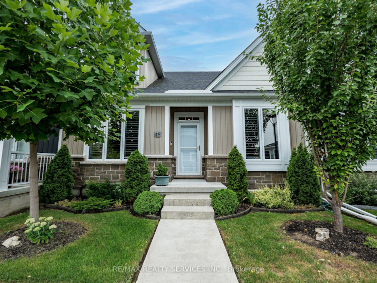 18 Princeton Common Street, St. Catharines, ON, L2N 0B7 - 2