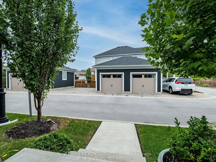 18 Princeton Common Street, St. Catharines, ON, L2N 0B7 - 38
