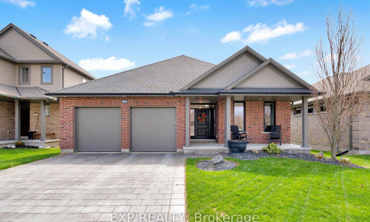 493 Bennett Crescent