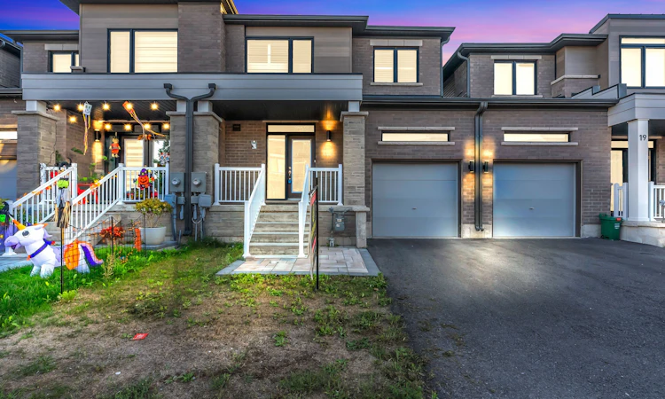 15 Bentgrass Drive