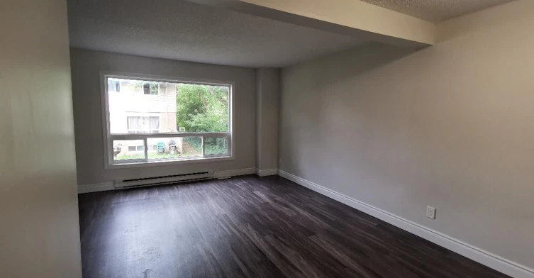 5-550 Second Street, London, ON, N5V 3S3 - 2