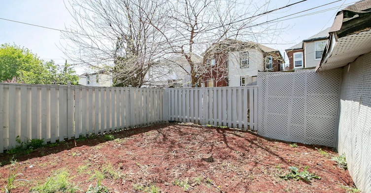 20 Somerset Avenue E, Hamilton, ON, L8L 2L5 - 37