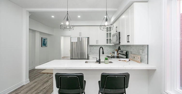 20 Somerset Avenue E, Hamilton, ON, L8L 2L5 - 9