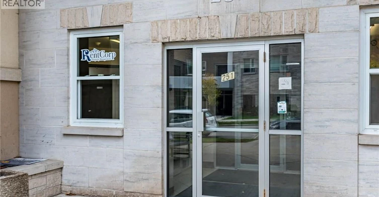 402-251 Lester Street, Waterloo, ON, N2L 3W6 - 5