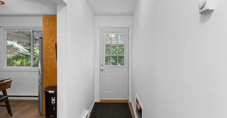 242 Francis Street E, Kawartha Lakes, ON, K0M 1N0 - 6