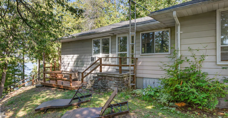 242 Francis Street E, Kawartha Lakes, ON, K0M 1N0