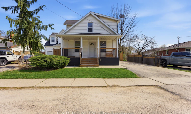 590 Scott Street