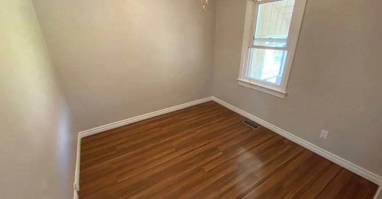Main Level-519 Catharine Street N, Hamilton, ON, L8L 4V3 - 10