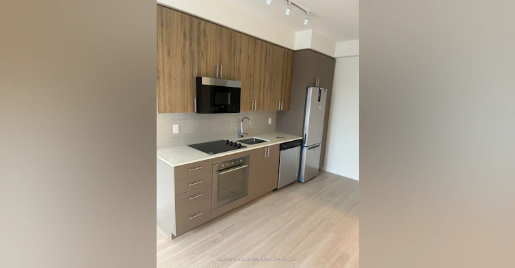 304-415 Main Street W, Hamilton, ON, L8P 1K5 - 12