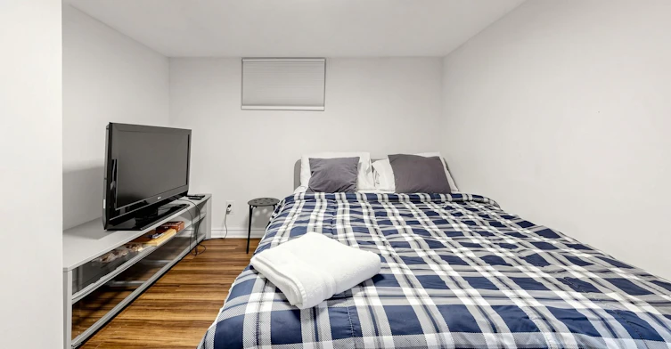 746 King Street W, Hamilton, ON, L8S 1J8 - 40