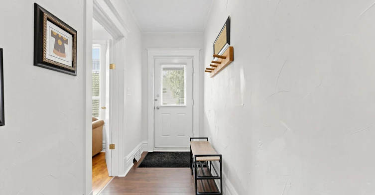 746 King Street W, Hamilton, ON, L8S 1J8 - 4