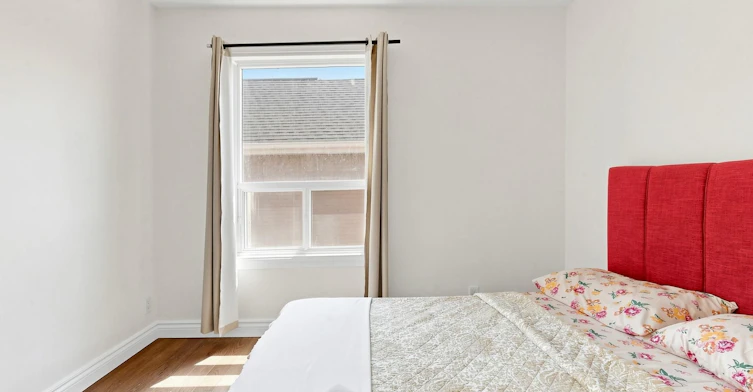 746 King Street W, Hamilton, ON, L8S 1J8 - 23