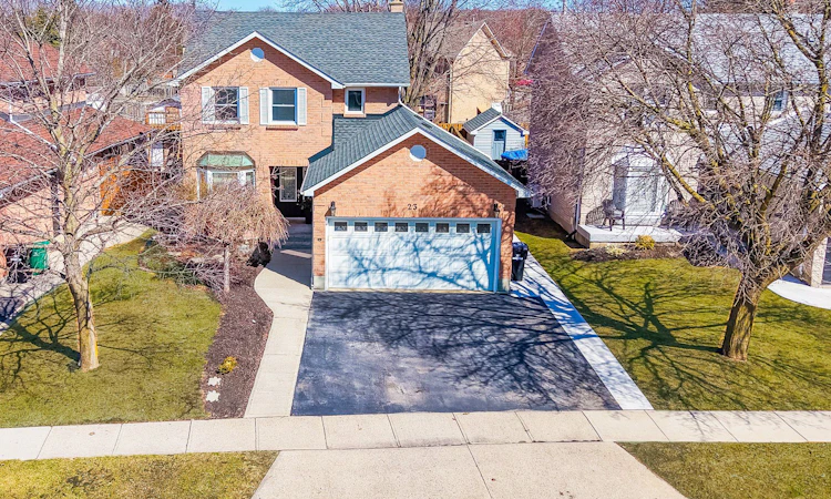 23 Cowan Boulevard