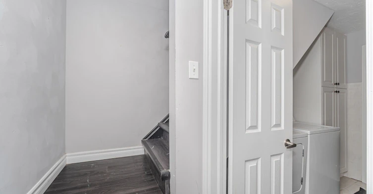 (Lower)-21 Beverley Street, Waterloo, ON, N2L 2H5 - 6