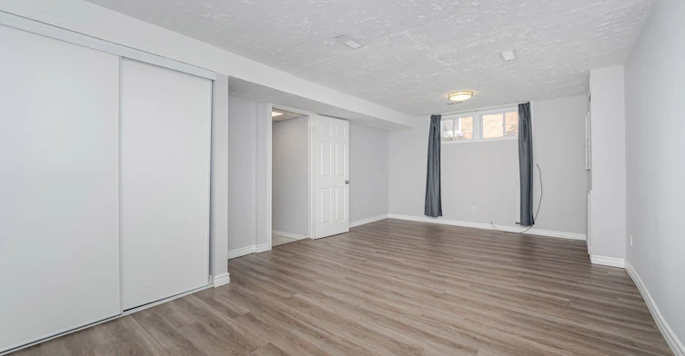 (Lower)-21 Beverley Street, Waterloo, ON, N2L 2H5 - 7