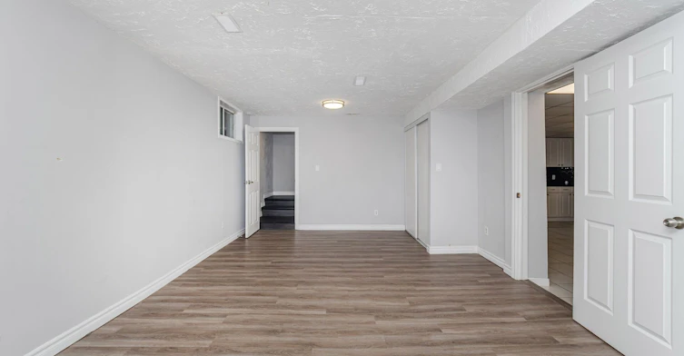 (Lower)-21 Beverley Street, Waterloo, ON, N2L 2H5 - 9