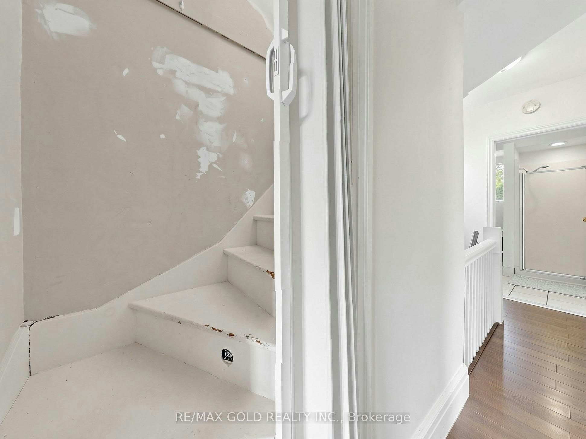 bsmt-746 King Street W, Hamilton, ON, L8S 1J8 - 3