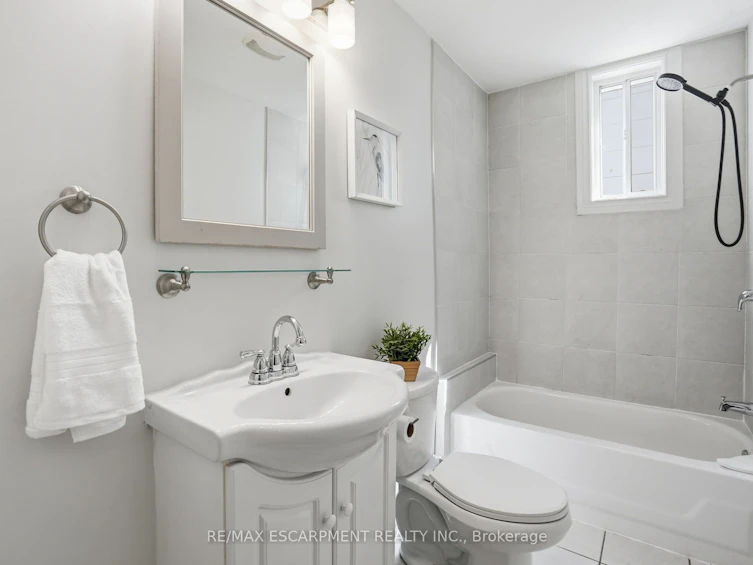 95 East 23rd Street, Hamilton, ON, L8V 2W7 - 23