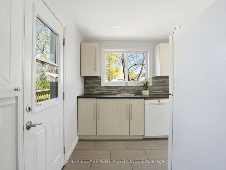 95 East 23rd Street, Hamilton, ON, L8V 2W7 - 17