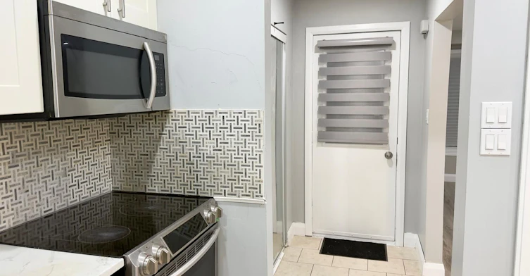 Upper-156 Mooregate Crescent, Kitchener, ON, N2M 2G1 - 6