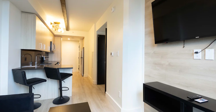 928-145 Columbia Street W, Waterloo, ON, N2L 0K7 - 3