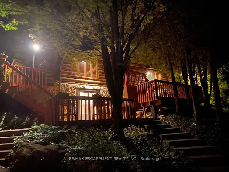 1112 Safari Road, Hamilton, ON, L8B 1A4 - 5