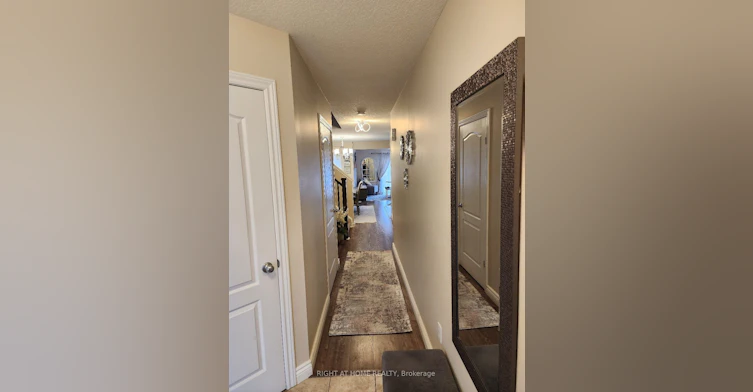 49 Curzon Crescent, Guelph, ON, N1K 1Z8 - 2