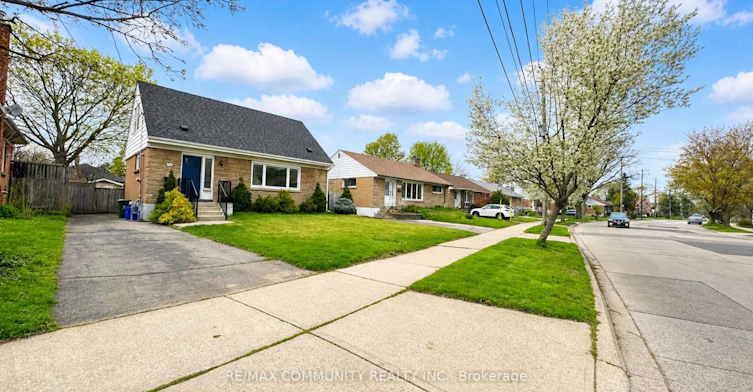 Main-386 Whitney Avenue, Hamilton, ON, L8S 2H4 - 3