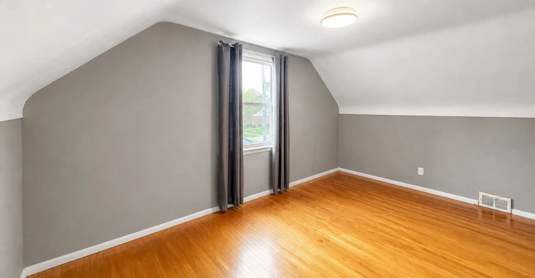 Main-386 Whitney Avenue, Hamilton, ON, L8S 2H4 - 21