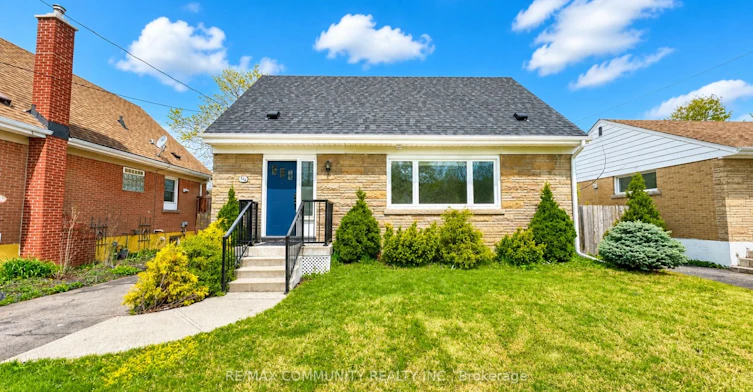 Main-386 Whitney Avenue, Hamilton, ON, L8S 2H4