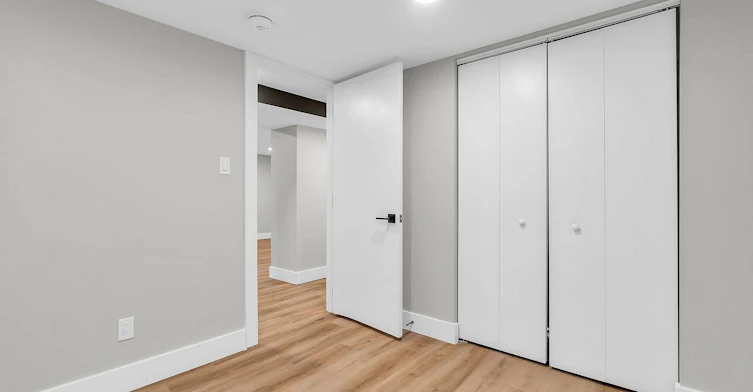 Lower-139 Byron Avenue, Kitchener, ON, N2C 1Z7 - 12