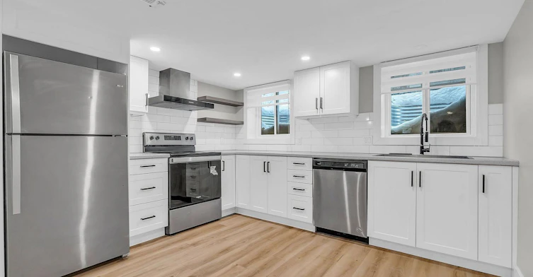 Lower-139 Byron Avenue, Kitchener, ON, N2C 1Z7 - 6