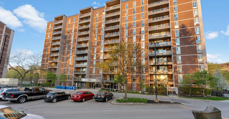 901-1964 Main Street W, Hamilton, ON, L8S 1J5