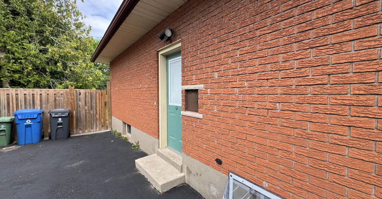 Basement-456 Speedvale ( Basement ) Avenue E, Guelph, ON, N1E 1P1 - 3