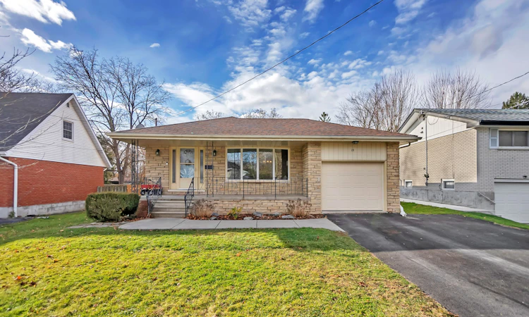 16 Applewood Drive