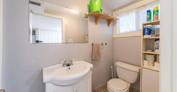 Lower-194 Cedarbrae Avenue, Waterloo, ON, N2L 4S5 - 8