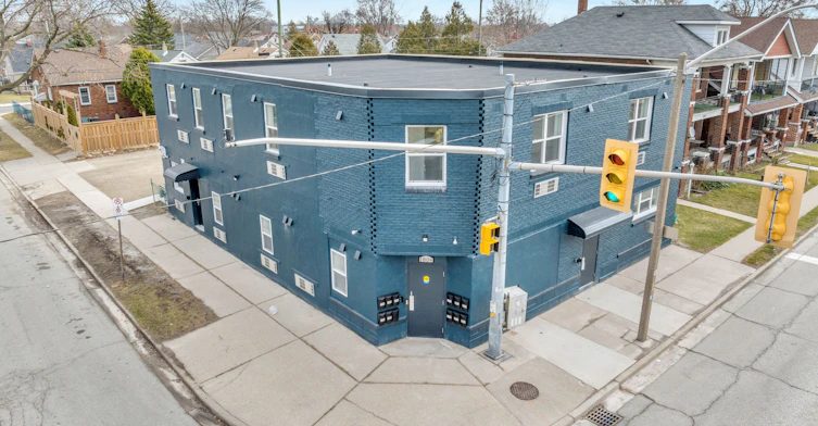 105-1804 Drouillard Road, Windsor, ON, N8W 3X5 - 2