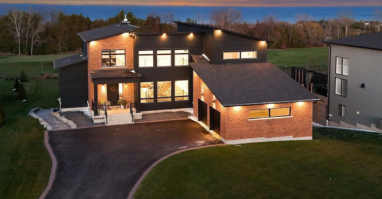 101 Sladden Court, Blue Mountains, ON, N0H 2P0 - 2