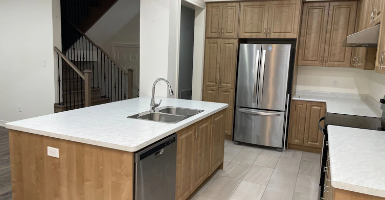 35 Riverwalk Drive, Hamilton, ON, L8B 1X3 - 4