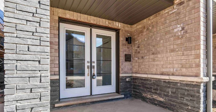 8 Norwich Crescent, Cayuga, ON, N3W 0J4 - 2