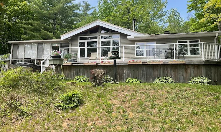 1260 Winders Bay Road