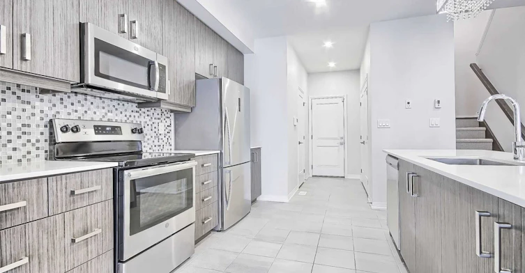 113 Greenwich Avenue, Hamilton, ON, L8J 2R9 - 4
