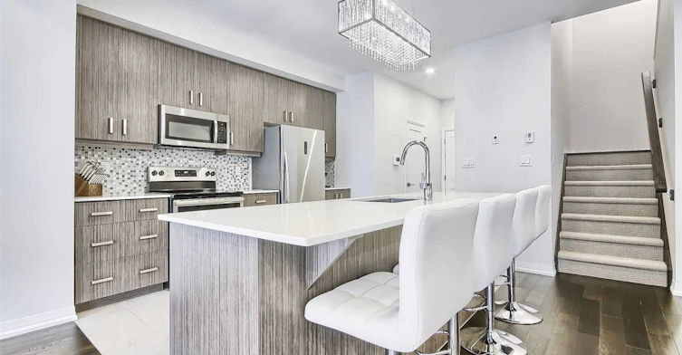 113 Greenwich Avenue, Hamilton, ON, L8J 2R9 - 3