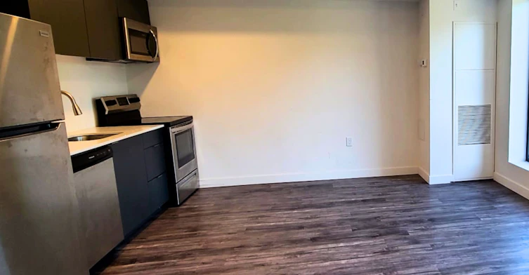 214-325 University Avenue W, Cobourg, ON, K9A 2H9 - 3