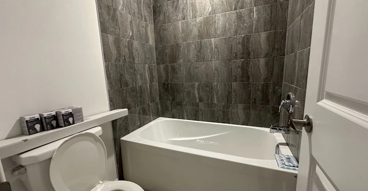 41 Sapphire Way, Thorold, ON, L2V 0L4 - 24