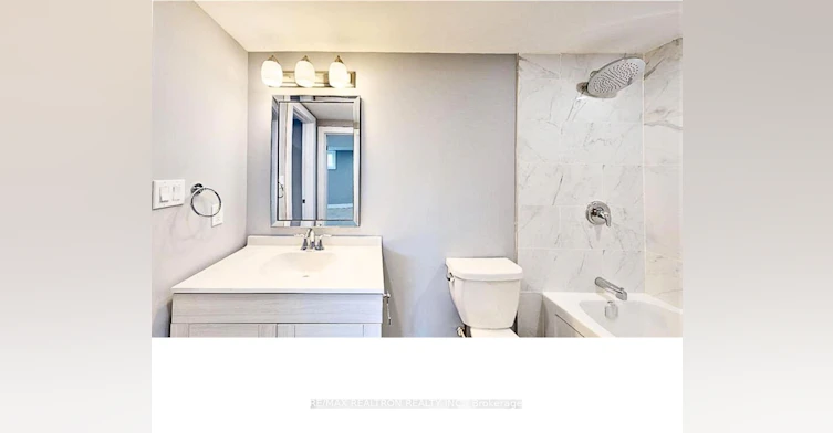 77 Godfrey Drive, London, ON, N5V 2E8 - 9