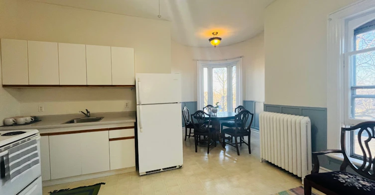 4-80 Bridge Street W, Belleville, ON, K8P 1J5 - 8