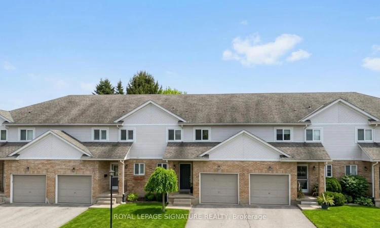 3-25 Meadowvale Drive