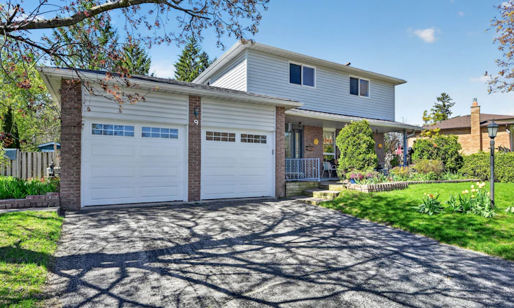 9 Orchard Park Road
