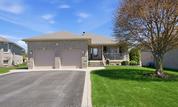 6 Cove Court
